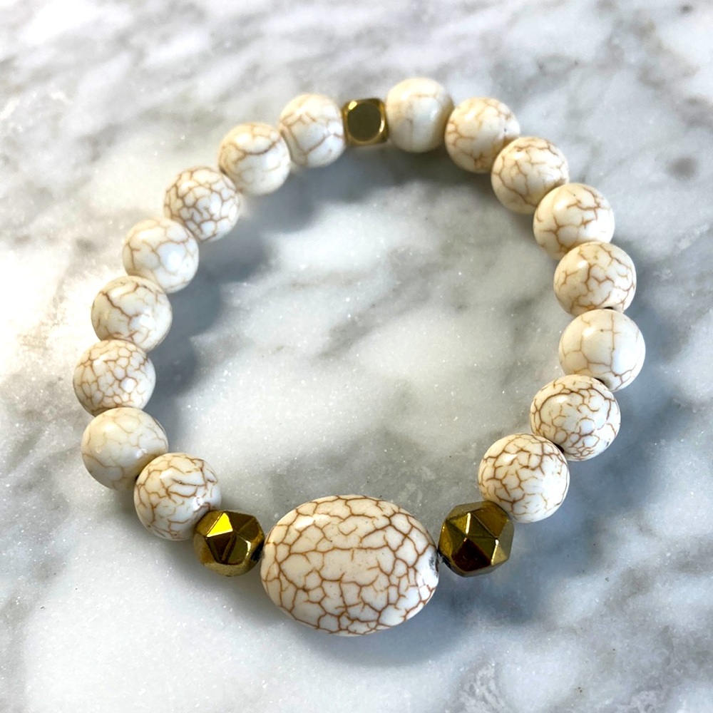 Howlite bracelet